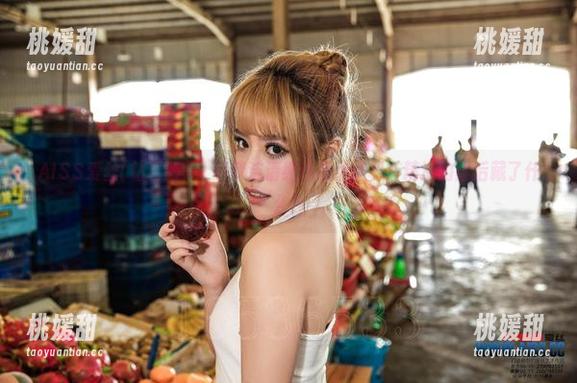 AISS爱丝(钻石版) - 赵梦洁清纯作品大揭秘：精选的背后藏了什么？