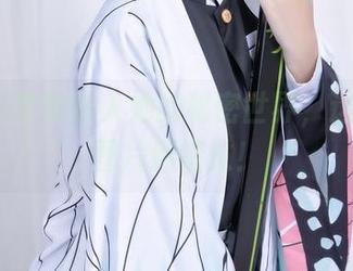 Azami带你进入她的秘密世界，这组写真图片别错过！