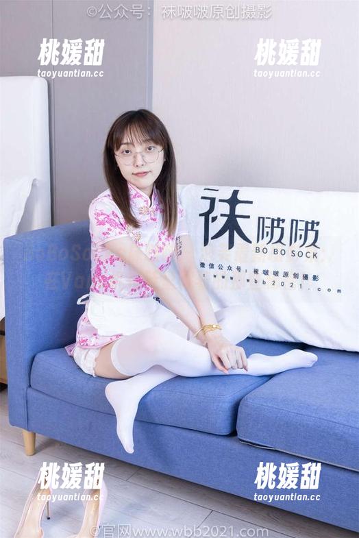 BoBoSocks袜啵啵 - 泡芙最新摄影集：在Vans帆布鞋里藏着的那些秘密！
