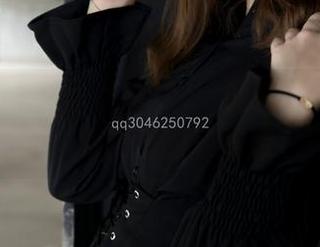 MSLASS梦丝女神 – 玥玥的白色丝袜空间：原图里的轻盈感