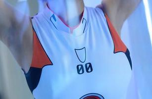 MiiTao蜜桃社 – 就喜欢佩琦Pinky的牛仔裤：无圣光原图里的随意与真实