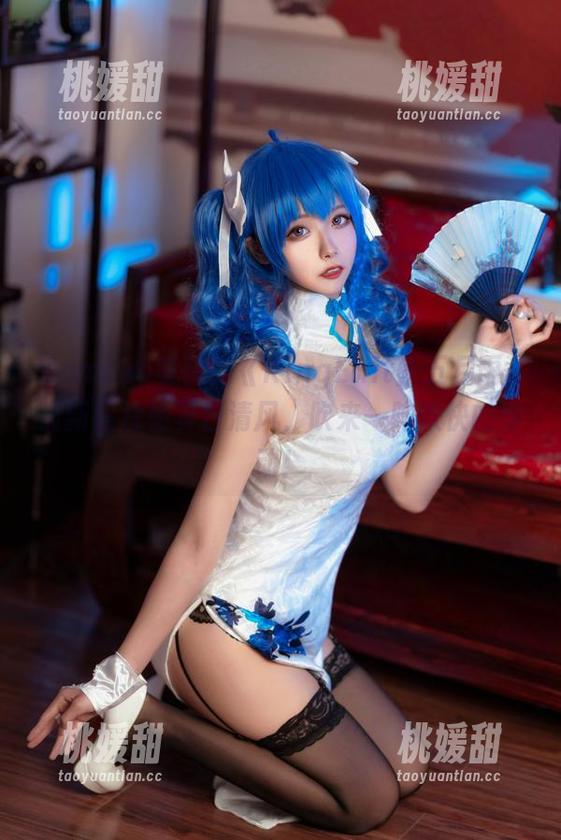 Momoko葵葵的《KingExit》五月雨，最新照片如夏日清风，吹来一阵欢快的悸动！