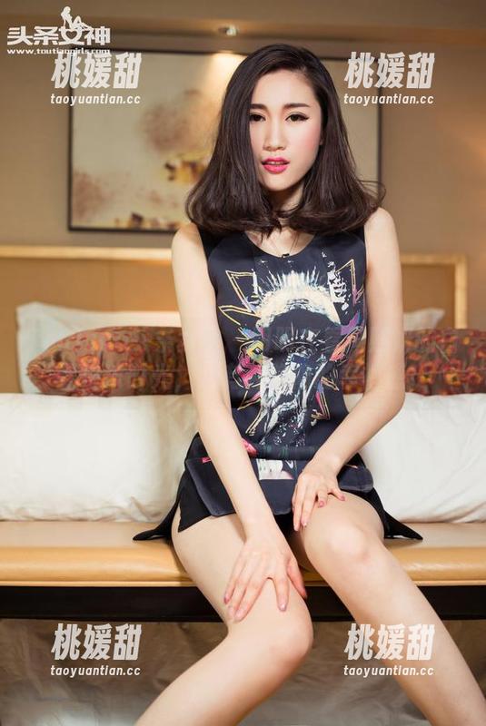 TouTiao头条女神 - 明明在看周熙妍的白甜快乐时光，却有种隐隐的幸福感！
