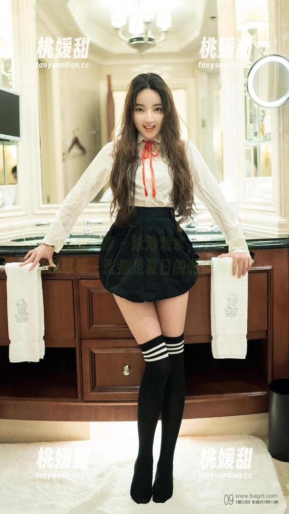 TuiGirl推女郎-夏倪可 TuiGirl推女郎 - 泳池戏水,下载乐趣:夏倪可每一张都是夏日的调皮精灵!