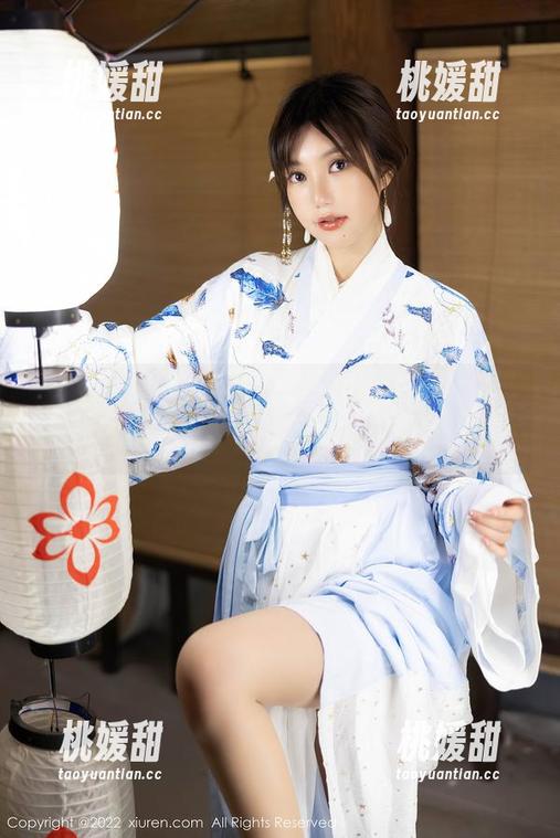 Xiuren秀人网 - 校园日常，被林悠悠的美图壁纸包围，有点幸福感