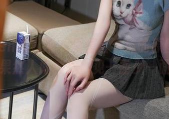 Xiuren秀人网 – 蛋蛋宝学妹的原图更新：果然人间仙女，见一面少一面！