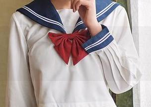 YouMi尤蜜荟 – 曦宝儿的自拍套图：更新后的我，依旧是那个在光影中游走的她。