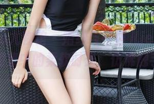 YouWu尤物馆 – 婚纱与婕西儿jessie：私拍图集中的柔软时光，仿佛触手可及