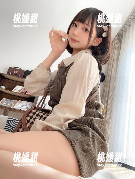当红裙遇上nagisa魔物喵：私拍套图，抓住每一个迷人的瞬间