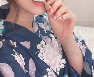 当你发现けん研的Fantia-2021图片合集免费时，你的心情是这样的——