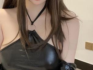 依依超级懒的秘密，高清写真背后，是个能唠嗑的秘书！