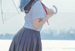兔玩映画写真集：发现凳子上那些隐秘而迷人的裸腿精选