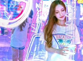 嗲囡囡 – 探索youOvOyou的圣诞：高清写真集里的每一张都是一种新的可能！