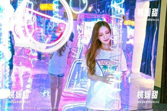 嗲囡囡-youOvOyou 嗲囡囡 - 探索youOvOyou的圣诞:高清写真集里的每一张都是一种新的可能!