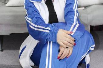小众视觉 – 玲玲JK，无圣光的作品让人想多了……