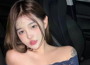 微密圈 – 小优优子带你在线见证，原图豹纹车内的惊悚时刻！