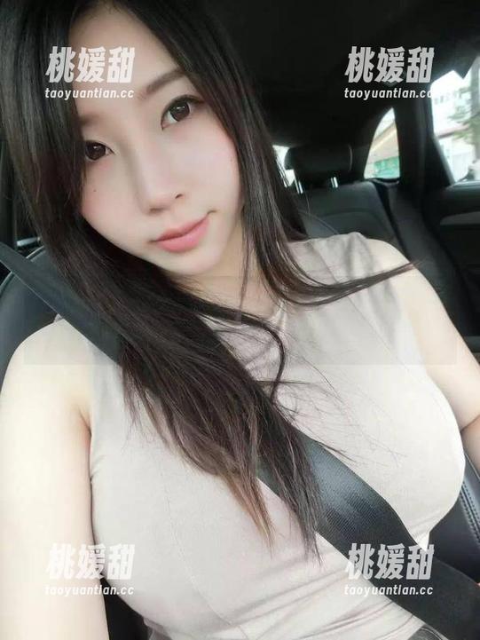 微密圈 - 小芯酱直播视频私拍套图专区：小心心脏承受不起！