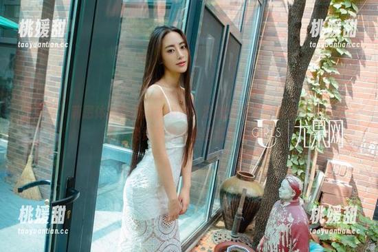 尤果网 - 莉恩体操服图册大揭秘：没想到原来翻筋斗也能这么好看，免费获取真是错过就后悔！