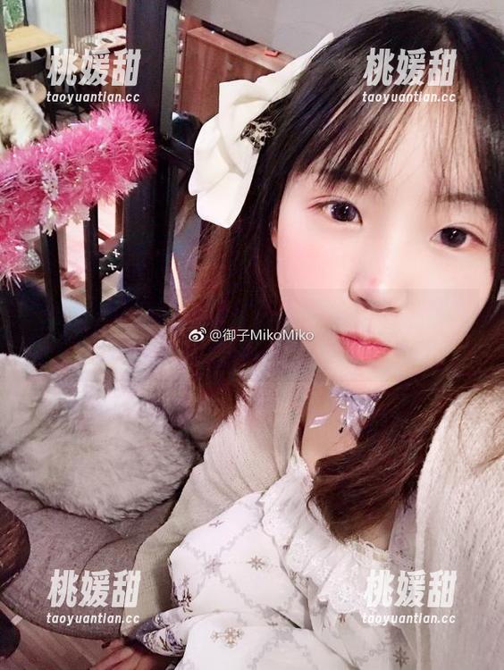 被御子Yumiko的皮衣吸引：每张写真都是探索自我的旅程