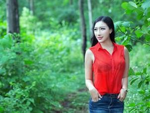 推女郎 – 免费送你杨伊的秘密，让你瞬间变身摄影达人!