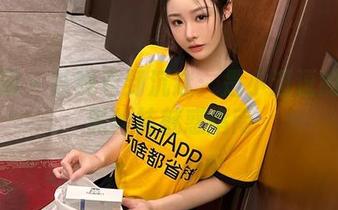 微密圈 – 从观看到沉迷：是小逗逗的蕾丝黑丝袜魅惑指南