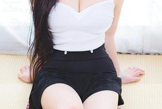 果团网 – 当旗袍遇上松果儿：这组写真真心让人忍不住多看几眼，居然有点上头！