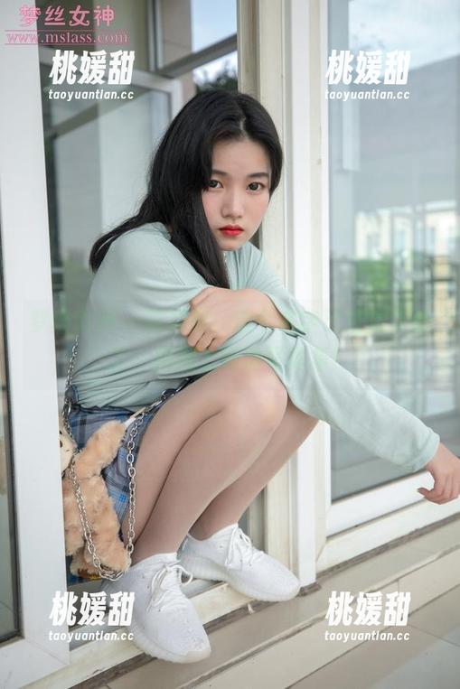 梦丝女神 - 花月舞，这个名字已经很可爱了，再加上高清写真集！