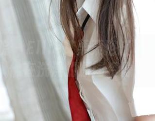 模范学院 – Ellie艾栗栗浴缸私房照：仿佛在洗澡的原图资源！