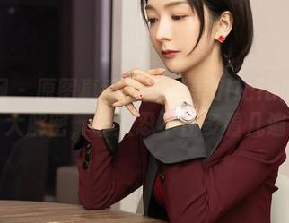 秀人网 – 原图真香！周美美alicia的温柔大解密，让人忍不住多看几遍
