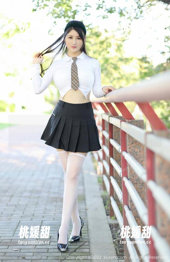 秀人网-尤Una娜 秀人网 - 尤Una娜的全套写真,女王的诱惑引发的思考:选什么颜色的裙子?