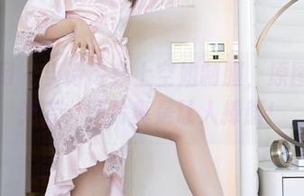秀人网 – 当诗诗穿上空姐制服，原图画风突变，图片真是让人捧腹！
