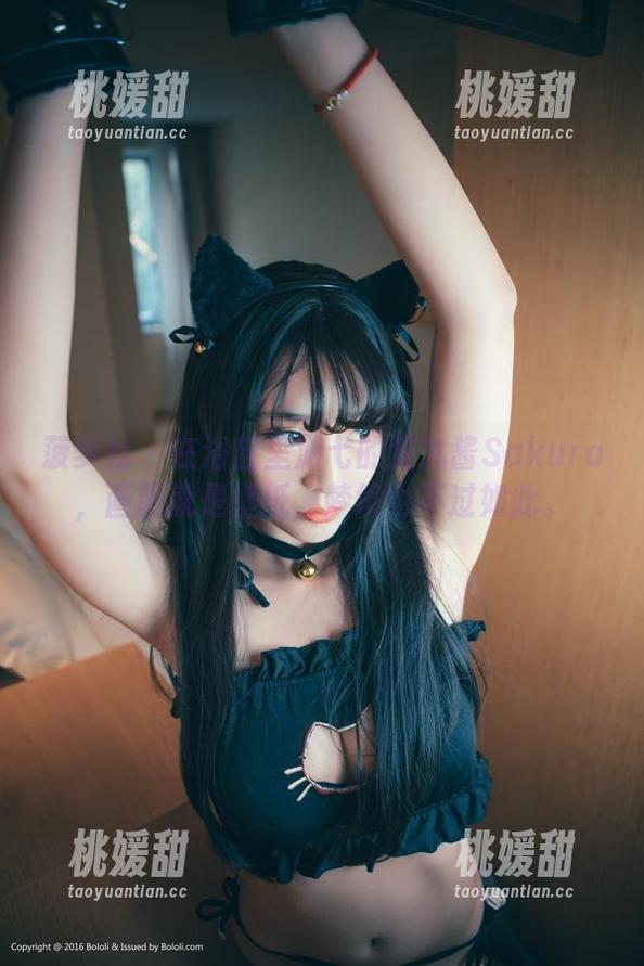 菠萝社-猫九酱Sakura 菠萝社 - 在浴缸里游弋的猫九酱Sakura,画面就是壁纸,梦境也不过如此。