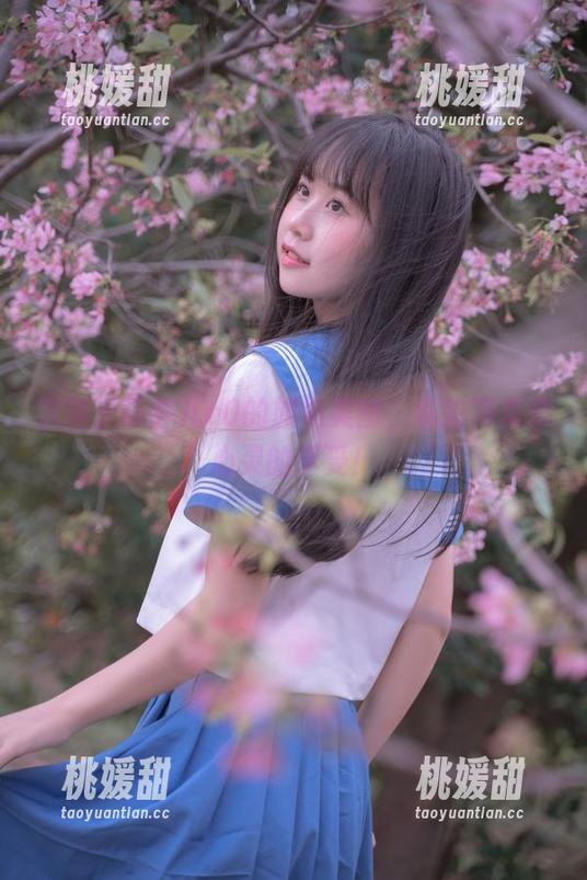 沉迷于萌芽儿o0的旗袍美图，私拍简直是心灵的享受！
