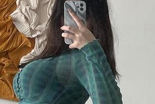 微密圈 – 在泳池里，葱油饼er的美图让你瞬间想吃一口！
