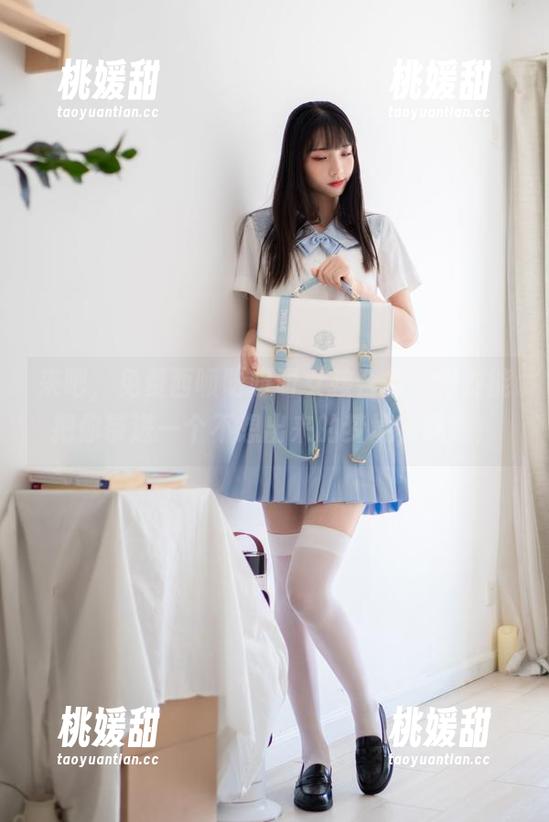 来吧，免费西呱呀呀呀女孩合集，绝对能把你带进一个不想出来的梦境，嘿嘿！
