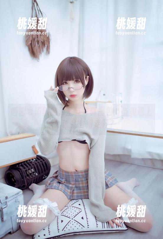 西园寺南歌的万圣节写真图包：当美遇上妖，谁会舍得走开？