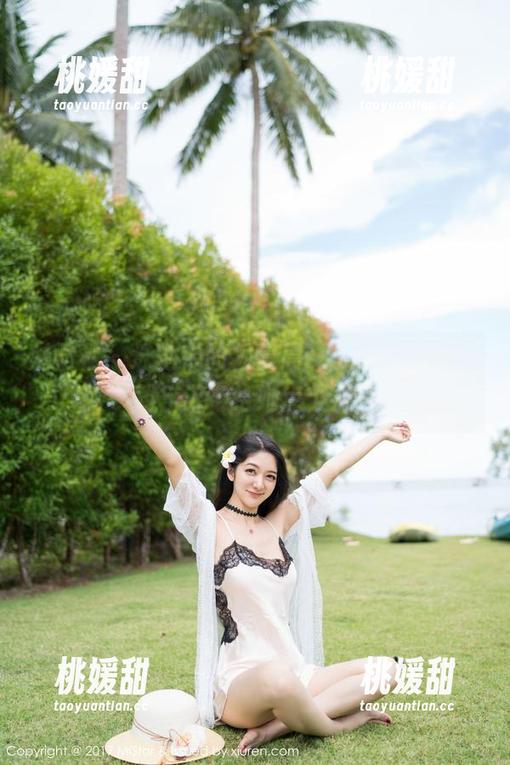魅妍社 - 泳池中的杨晨晨sugar：美照下载，记得给她点个赞！